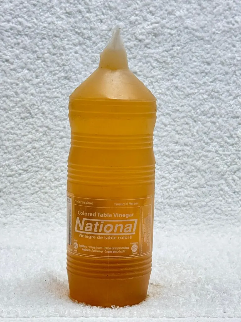 Vinaigre de table coloré