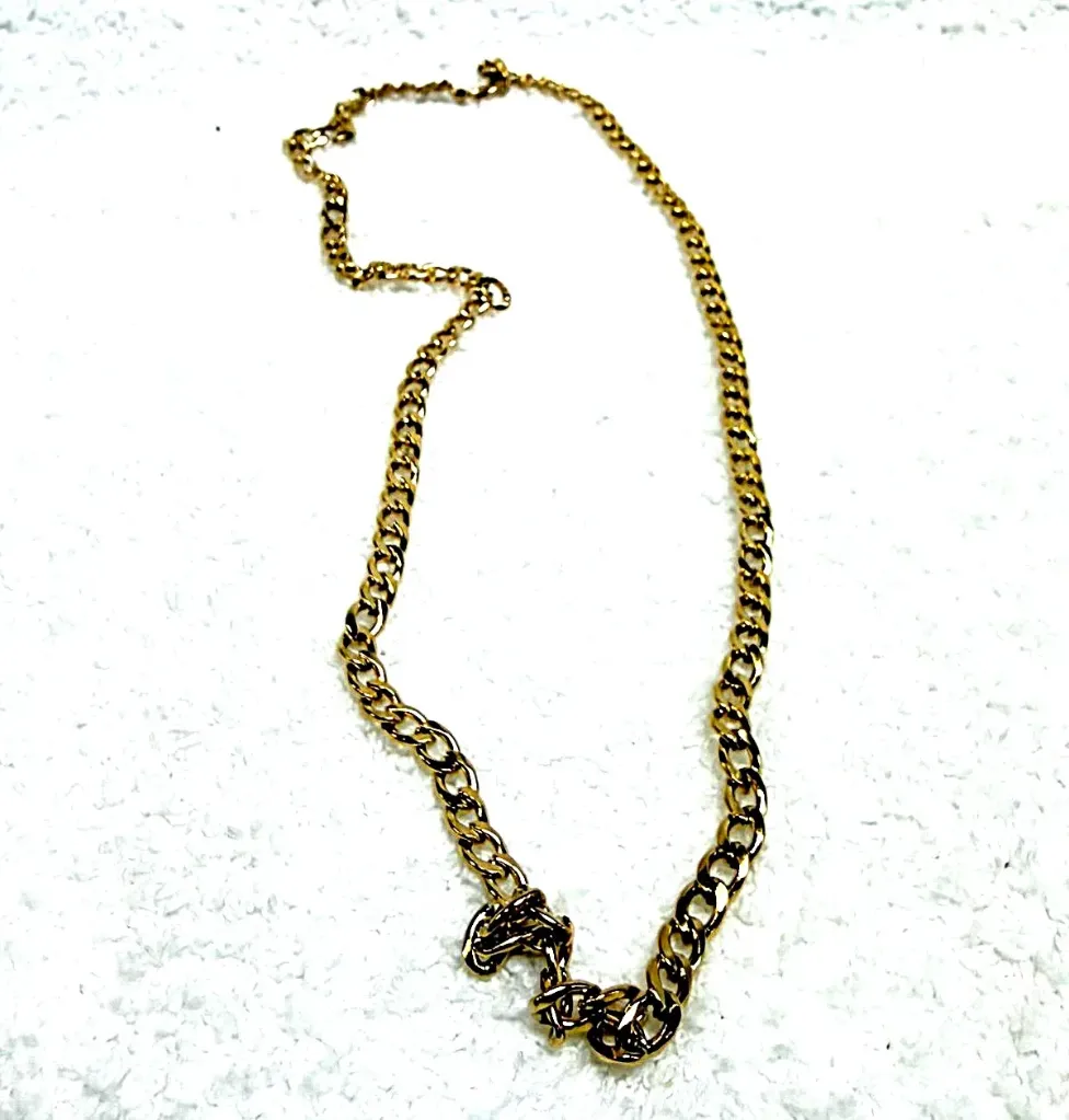 Diori revolution choker necklace in gold-plated metal