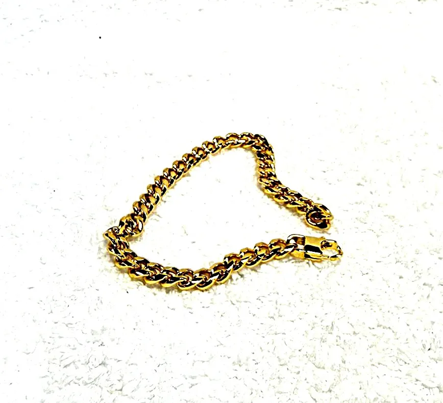 Miami Cuban link bracelet in gold