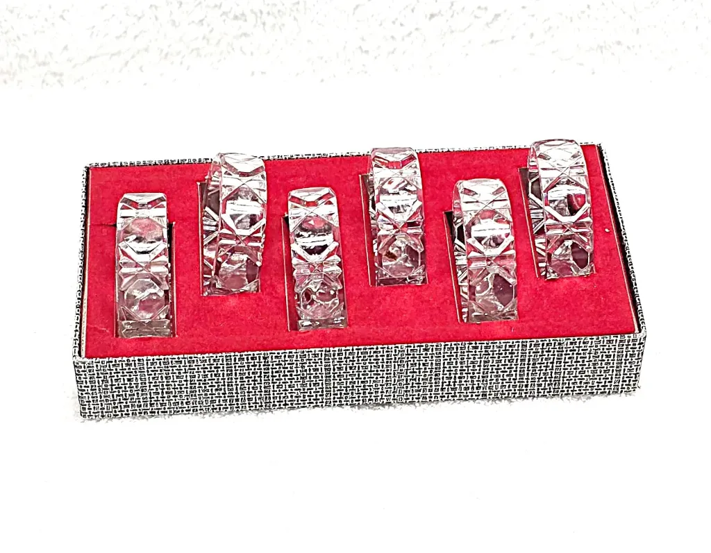 Vintage ead crystal napkin ring with original box